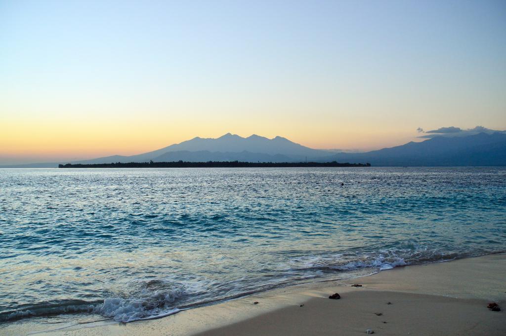 Gazebo Meno Hotel Gili Meno Exterior photo