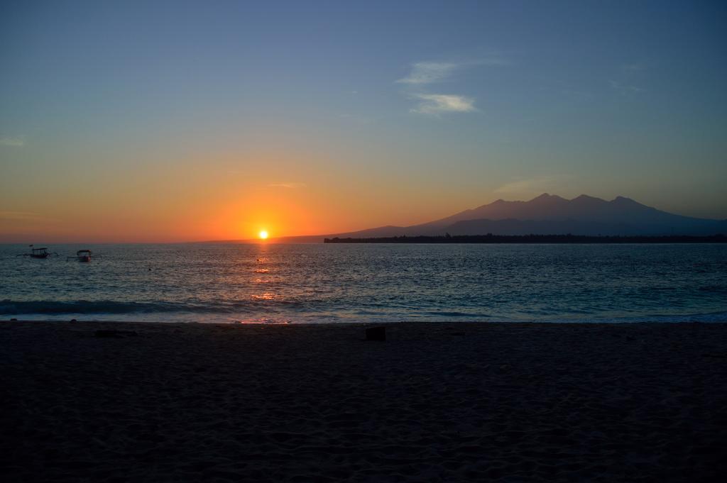 Gazebo Meno Hotel Gili Meno Exterior photo